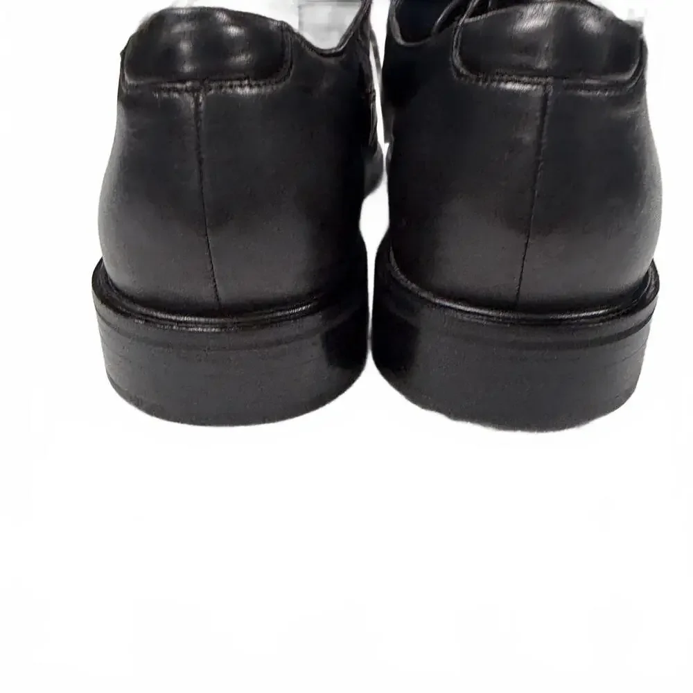 Men’s black leather Cole Haan, flat dress shoes size 12 EUC‎ cap toe